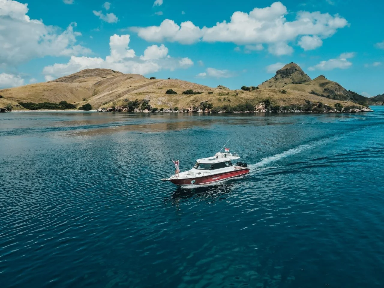 Full Day Tour Komodo speedboat Labuan Bajo